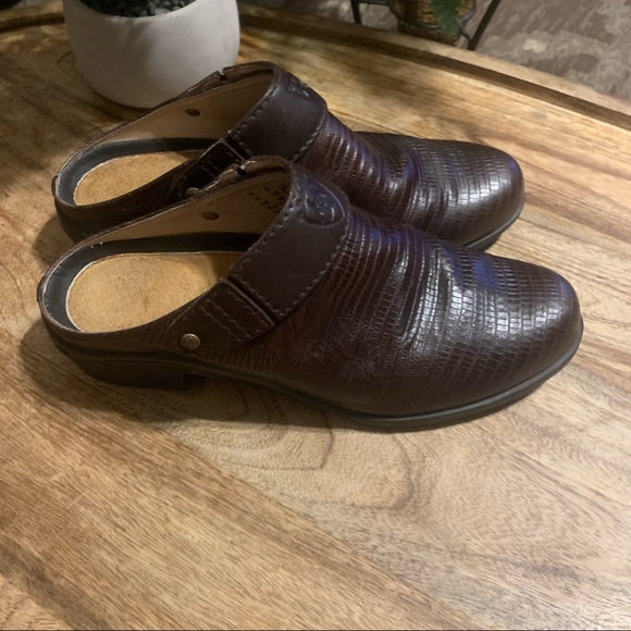 Ariat sling back mules croc 🐊 croc skin look - Picture 3 of 10